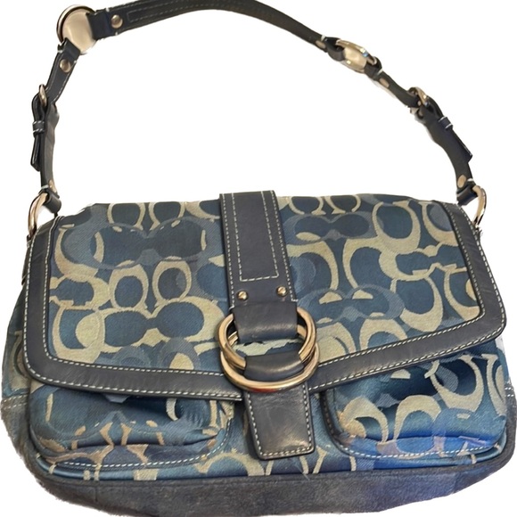Coach Handbags - Coach Purse